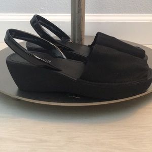 Kenneth Cole Reaction Sandal